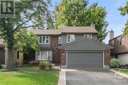 10 LYNHURST AVENUE  Ottawa, ON K1V 9W7