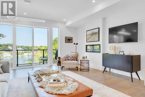 73C Bridge Street, Prince Edward County (Picton), ON - Indoor Photo Showing Living Room