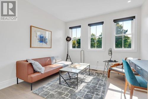 73C Bridge Street, Prince Edward County (Picton), ON - Indoor Photo Showing Living Room