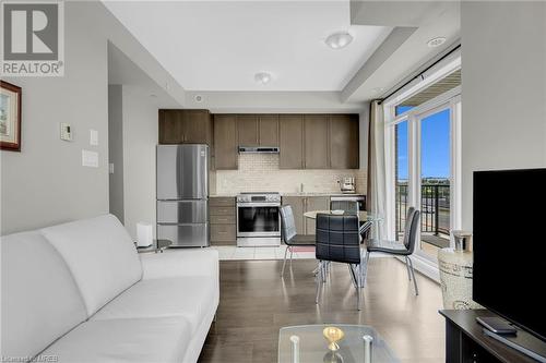 54 Sky Harbour Drive Unit# 311, Brampton, ON - Indoor Photo Showing Kitchen With Stainless Steel Kitchen