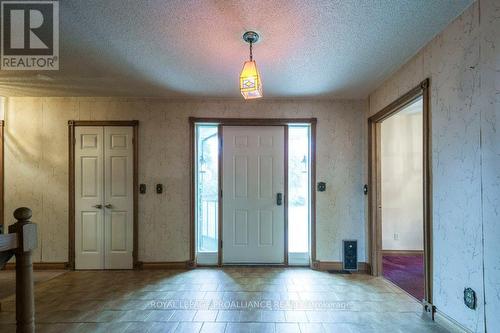 1424 County Rd 3, Prince Edward County (Ameliasburgh), ON - Indoor Photo Showing Other Room