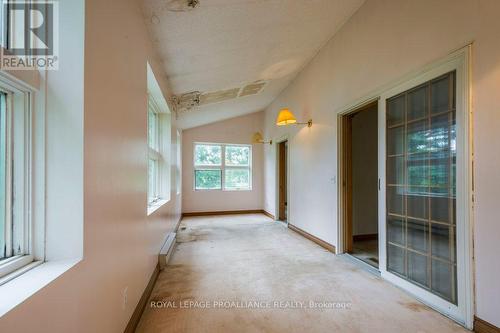 1424 County Rd 3, Prince Edward County (Ameliasburgh), ON - Indoor Photo Showing Other Room