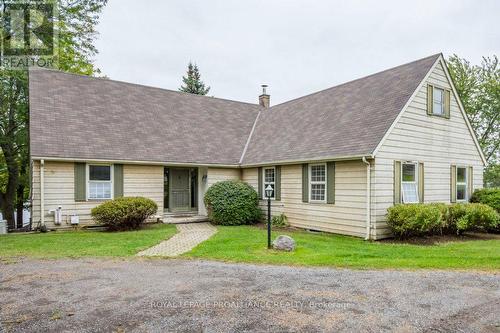 1424 County Rd 3, Prince Edward County (Ameliasburgh), ON - Outdoor With Facade