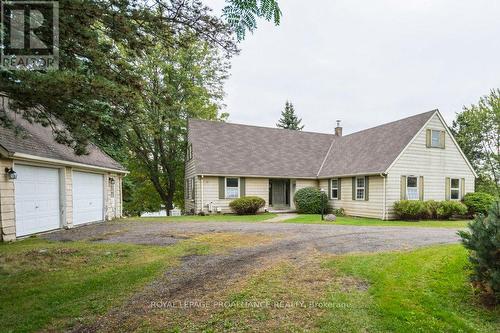 1424 County Rd 3, Prince Edward County (Ameliasburgh), ON - Outdoor With Facade