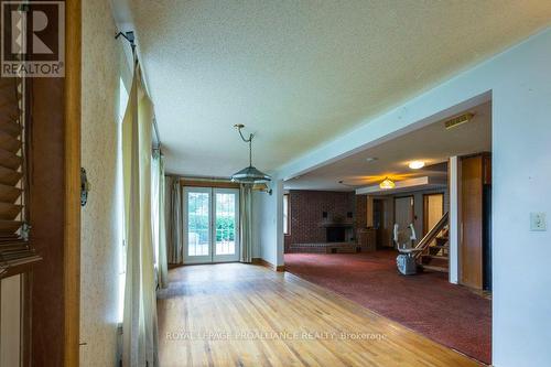 1424 County Rd 3, Prince Edward County (Ameliasburgh), ON - Indoor Photo Showing Other Room