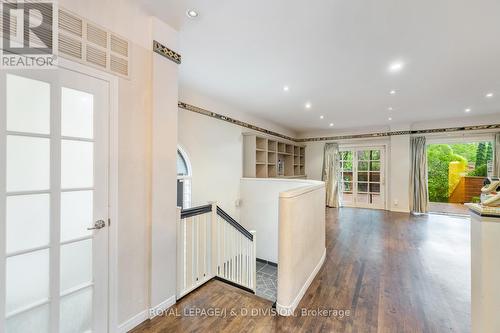 17 Farnham Avenue, Toronto, ON - Indoor Photo Showing Other Room