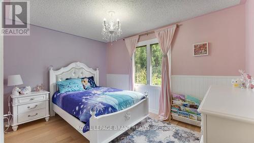 11 Ravine Crescent, Haldimand, ON - Indoor Photo Showing Bedroom