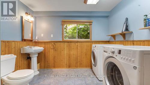 11 Ravine Crescent, Haldimand, ON - Indoor Photo Showing Laundry Room