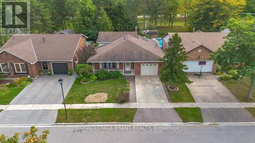 11 Ravine Crescent, Haldimand, ON - Outdoor With Facade