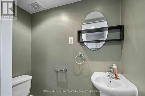 300 Division Street, Kingston, ON - Indoor Photo Showing Bathroom