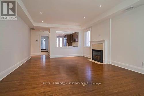 202 - 85 Admiral Road, Toronto, ON - Indoor With Fireplace