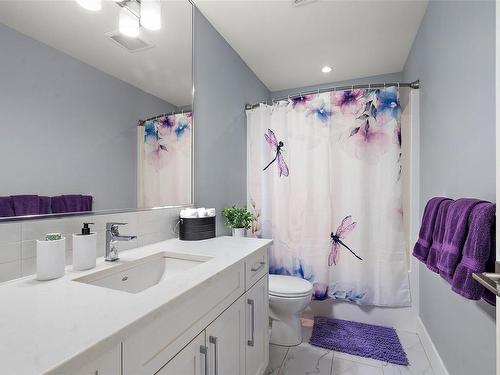 235 Bellamy Link, Langford, BC - Indoor Photo Showing Bathroom