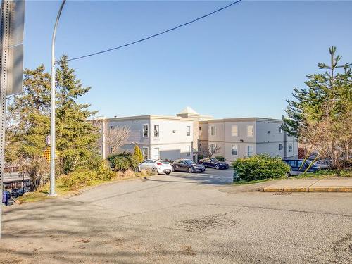 302-315 Hecate St, Nanaimo, BC - Outdoor