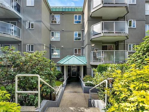 212-2520 Wark St, Victoria, BC - Outdoor