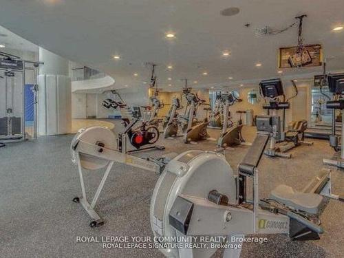 1107-323 Richmond St E, Toronto, ON - Indoor Photo Showing Gym Room