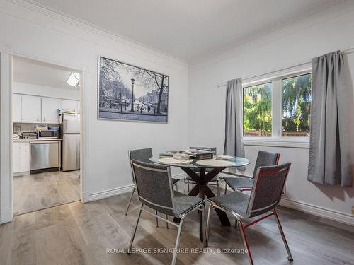 58 Oxford St, Richmond Hill, ON - Indoor Photo Showing Dining Room