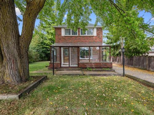 58A Oxford St, Richmond Hill, ON - Outdoor