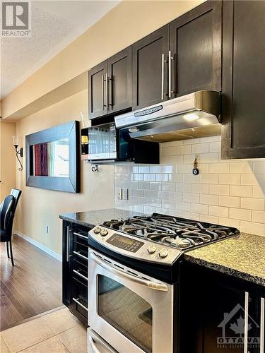 1436 Comfrey Crescent, Ottawa, ON - Indoor Photo Showing Kitchen