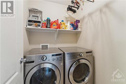 1436 Comfrey Crescent, Ottawa, ON - Indoor Photo Showing Laundry Room