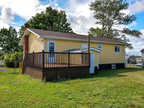 3463 Ross Avenue, New Waterford, NS 