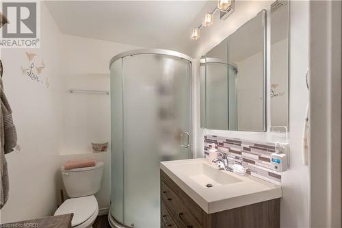 212 Gould Avenue, North Bay, ON - Indoor Photo Showing Bathroom