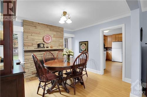 232 Belford Crescent, Ottawa, ON - Indoor Photo Showing Dining Room