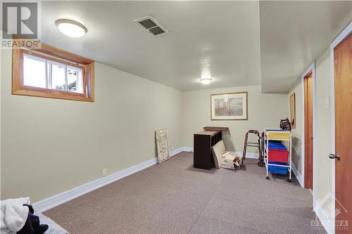 232 Belford Crescent, Ottawa, ON - Indoor Photo Showing Other Room