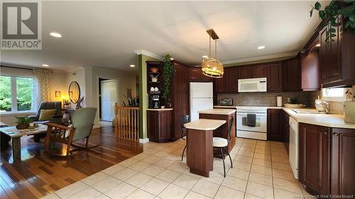 474 Rue Du Portage, Petite-Lamèque, NB - Indoor Photo Showing Kitchen With Double Sink