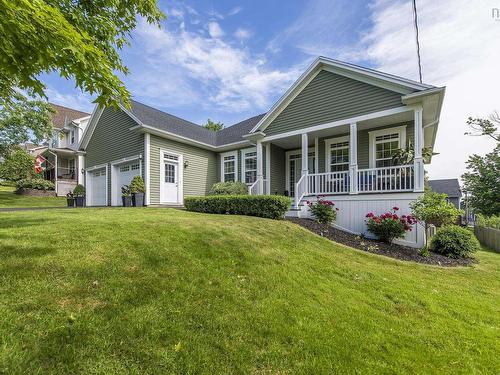 41 Halewood Drive, Falmouth, NS 