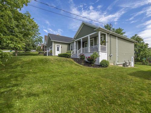 41 Halewood Drive, Falmouth, NS 