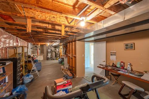 145-1634 Carmi Avenue, Penticton, BC - Indoor Photo Showing Basement