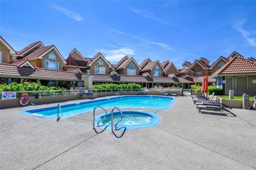 115-1156 Sunset Drive, Kelowna, BC - Outdoor With In Ground Pool