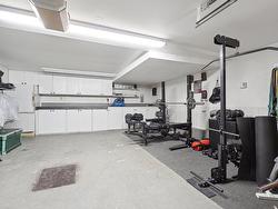 Garage - 