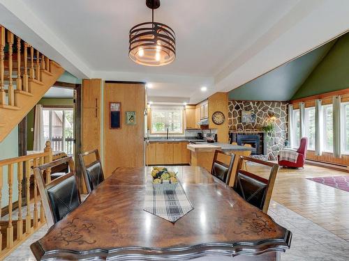 Salle Ã  manger - 5004 Rue St-Georges, Rawdon, QC - Indoor Photo Showing Dining Room With Fireplace