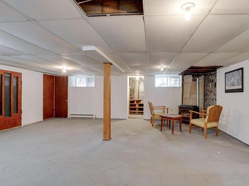 Salle familiale - 5004 Rue St-Georges, Rawdon, QC - Indoor Photo Showing Basement