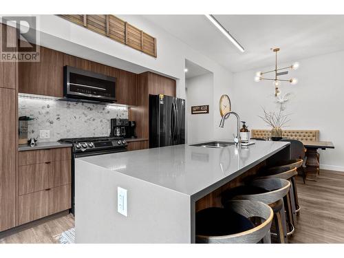 1130 Sun Peaks Road Unit# 201, Sun Peaks, BC - Indoor Photo Showing Kitchen