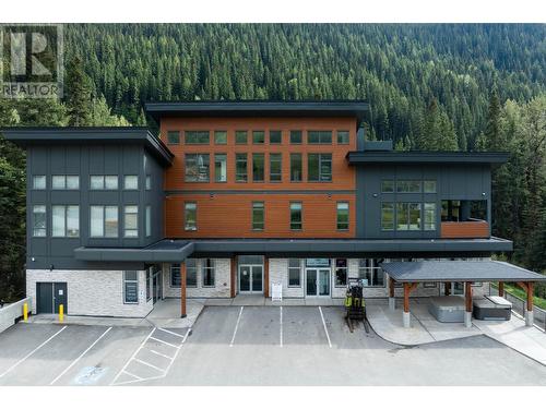 1130 Sun Peaks Road Unit# 201, Sun Peaks, BC - Outdoor With Facade