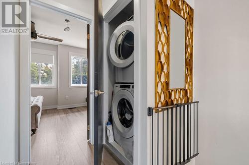 4 Wilings Lane, Hamilton, ON - Indoor Photo Showing Laundry Room