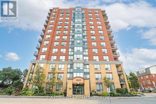 603 - 1625 Pickering Parkway, Pickering (Village East), ON - Outdoor With Facade