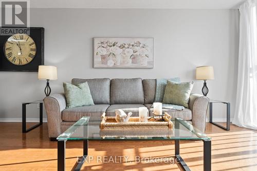 603 - 1625 Pickering Parkway, Pickering (Village East), ON - Indoor Photo Showing Living Room