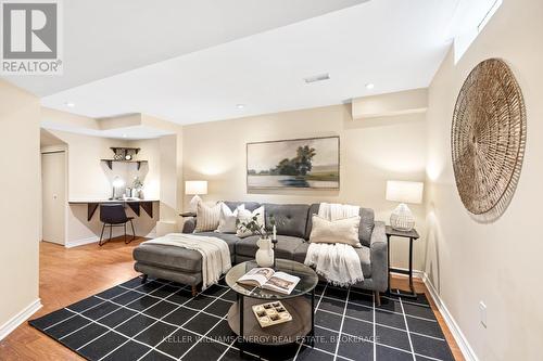 31 - 1087 Ormond Drive, Oshawa (Samac), ON - Indoor Photo Showing Living Room