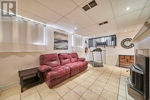 2 Maxwell Street, Kawartha Lakes (Dunsford), ON - Indoor