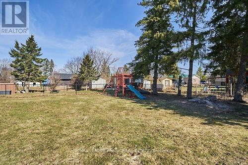 2 Maxwell Street, Kawartha Lakes (Dunsford), ON - Outdoor