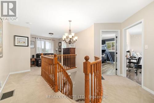 40 Oak Ridge Boulevard, Belleville, ON - Indoor Photo Showing Other Room