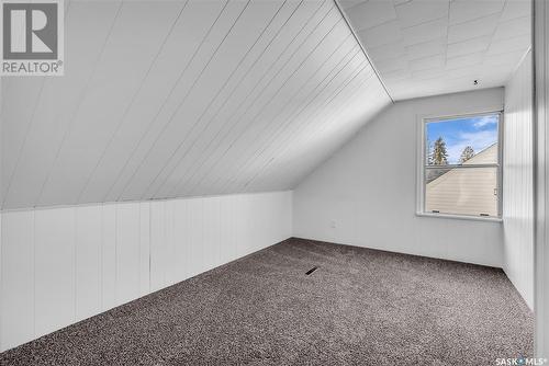 227 4Th Street E, Saskatoon, SK - Indoor Photo Showing Other Room