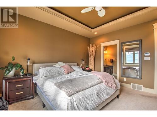 8764 Hofer Drive, Coldstream, BC - Indoor Photo Showing Bedroom