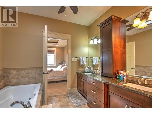 8764 Hofer Drive, Coldstream, BC - Indoor Photo Showing Bathroom