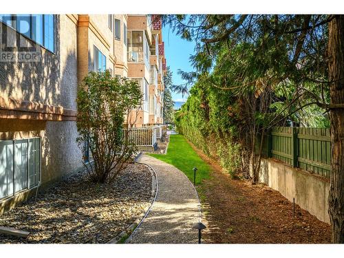 3609 30 Avenue Unit# 104, Vernon, BC - Outdoor