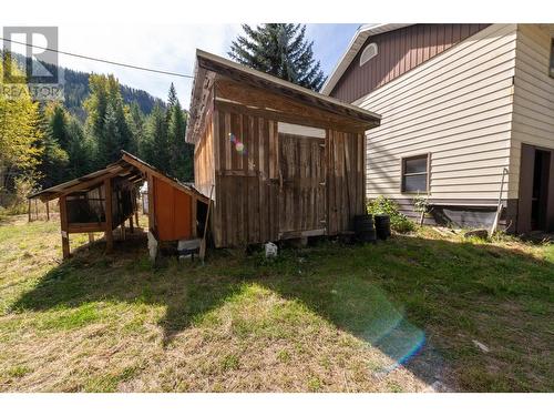 9905 6 Highway, Salmo, BC - Outdoor With Exterior