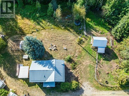 9905 6 Highway, Salmo, BC - Outdoor